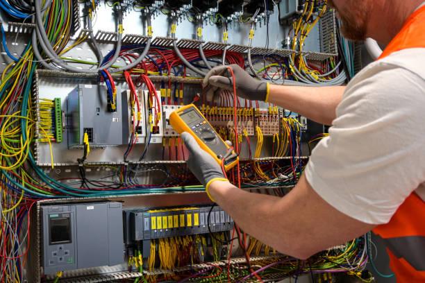 Best Local Electrician Companies  in Villa Hills, KY
